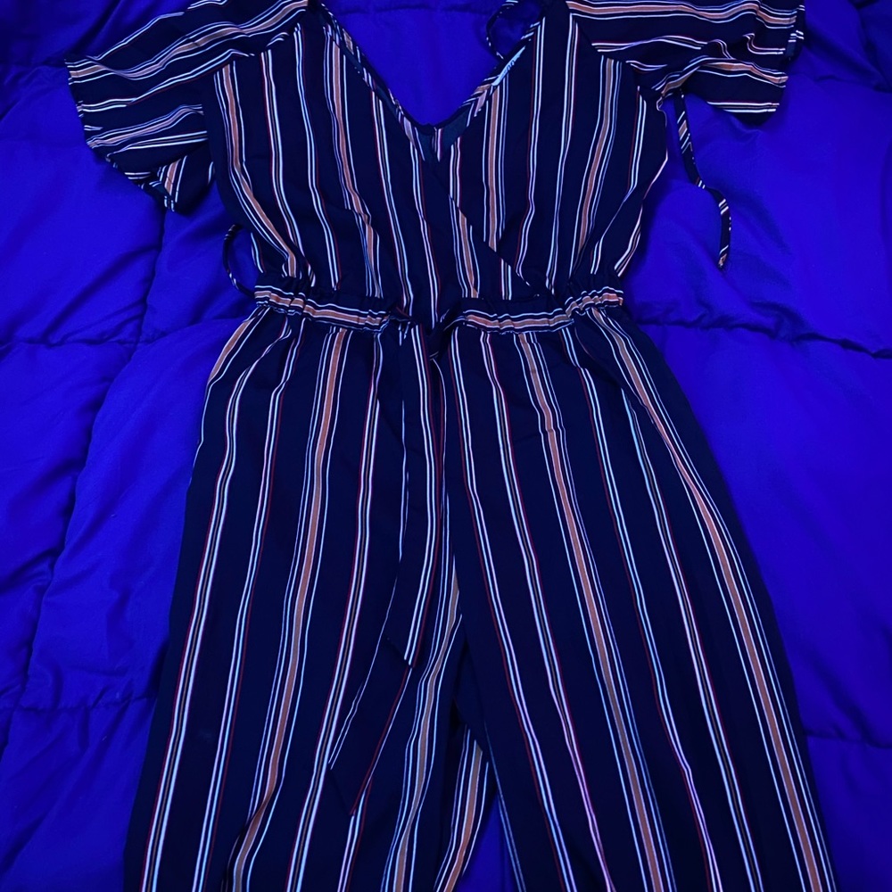 Jumpsuits - Picture 2 of 4